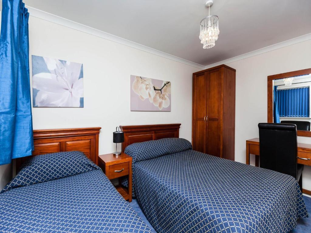 Luton Hotel Residence Kamer foto